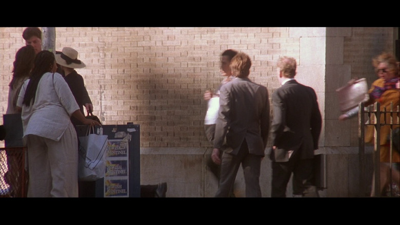 Jewish Sentinel Newspapers in Die Hard with a Vengeance (1995)