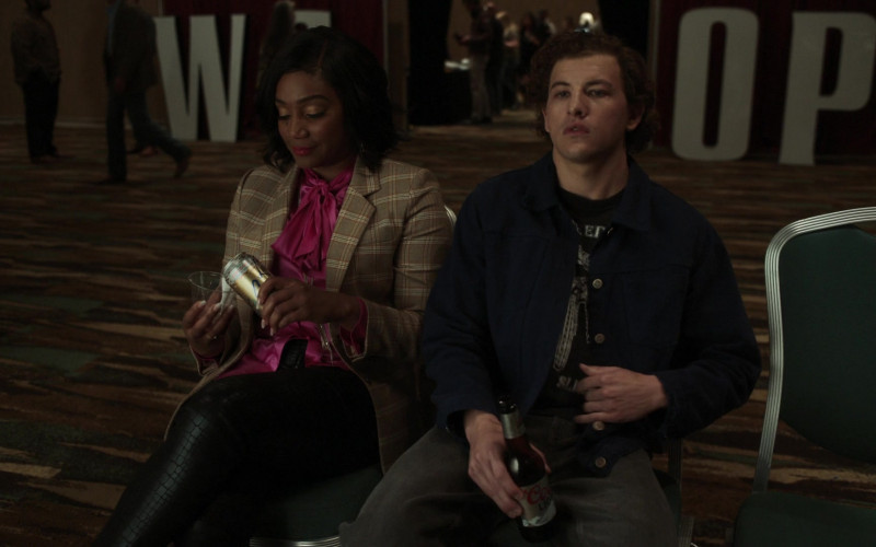 LaCroix Coconut Cola Flavored Sparkling Water of Tiffany Haddish as La Linda and Coors Light Beer Enjoyed by Tye Sheridan as Cirk in The Card Counter (2021)