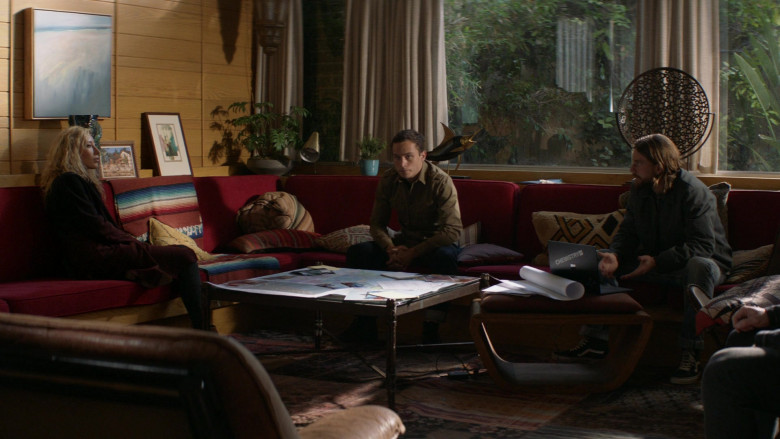 Microsoft Surface Laptop of Jake Weary as Deran Cody in Animal Kingdom S05E12 Loose Ends (1)