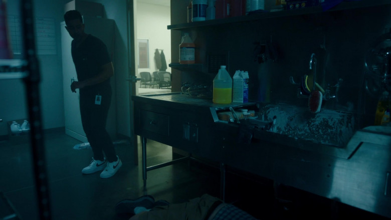 Nike Men's Sneakers Worn by Manish Dayal as Devon Pravesh in The Resident S05E01 Da Da (2021)