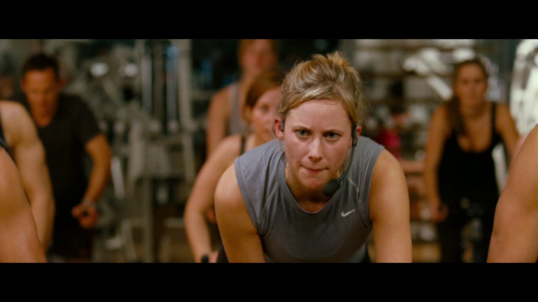 Nike women's tank top in Run Fatboy Run (2007)