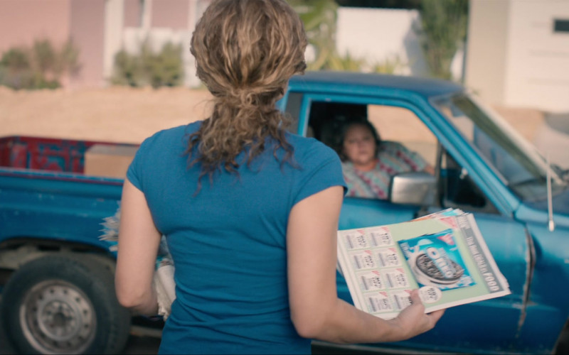 Oreo Cookies Coupon Held by Kristen Bell as Connie in Queenpins (2021)