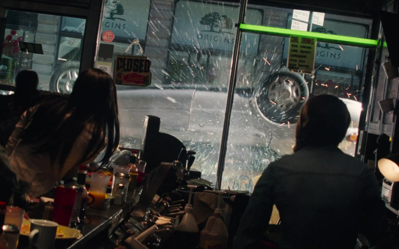Origins Skincare Products & Makeup Cosmetics Company Store in The Amazing Spider-Man 2 (2014)