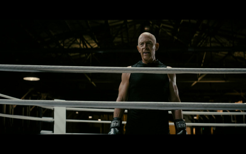Pro Boxing Gloves of J.K. Simmons as George Zax in Goliath S04E04 Crack in the Wall (2021)