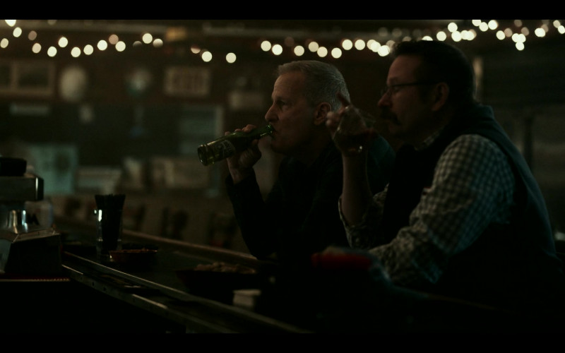 Rolling Rock Beer Enjoyed by Jeff Daniels as Del Harris in American Rust S01E01 The Mill (2021)