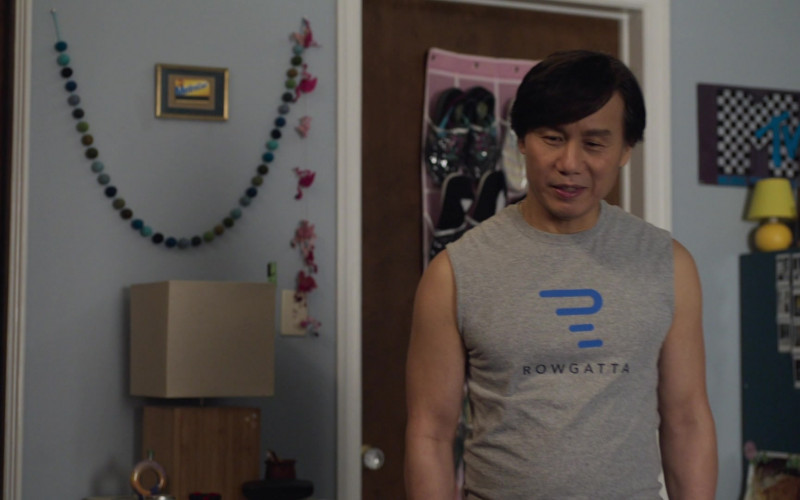 Rowgatta Gym T-Shirt of BD Wong in Awkwafina Is Nora From Queens S02E06 Nora Meets Brenda (2021)