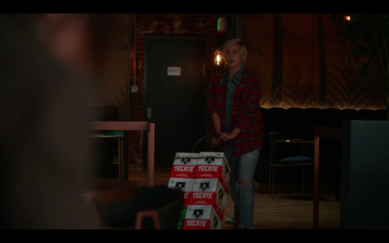 Tecate Beer in The L Word Generation Q TV SHow 2021 – Season 2 Episode 5 (1)