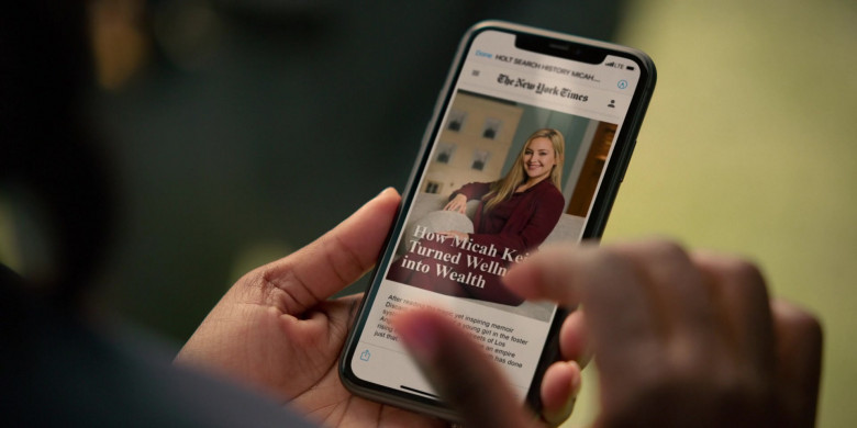 The New York Times Newspaper Website in Truth Be Told S02E05 If I Didn't Laugh, You'd Cry (2021)