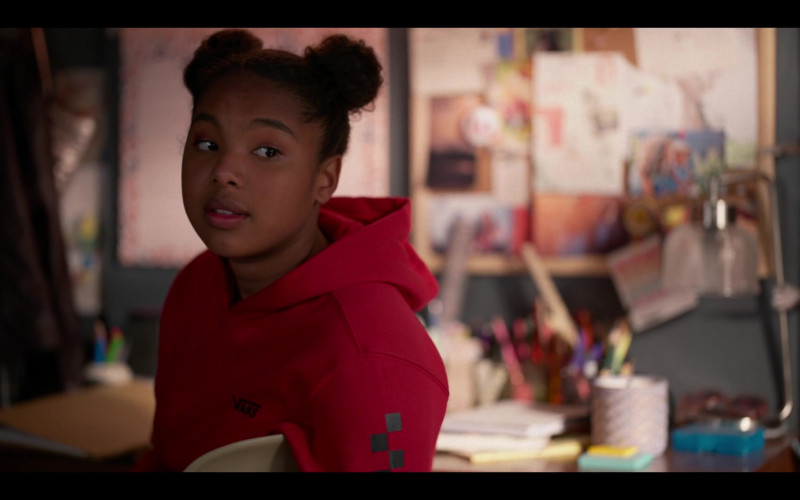 Vans Women’s Red Hoodie of Jordan Hull as Angelica ‘Angie’ Porter-Kennard in The L Word Generation Q S02E07 TV Show (1)