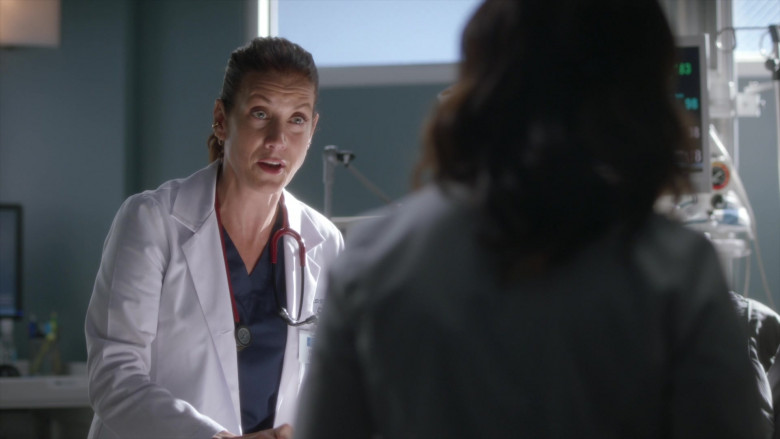 3M Littmann Stethoscope in Grey's Anatomy S18E04 With a Little Help From My Friends (2021)