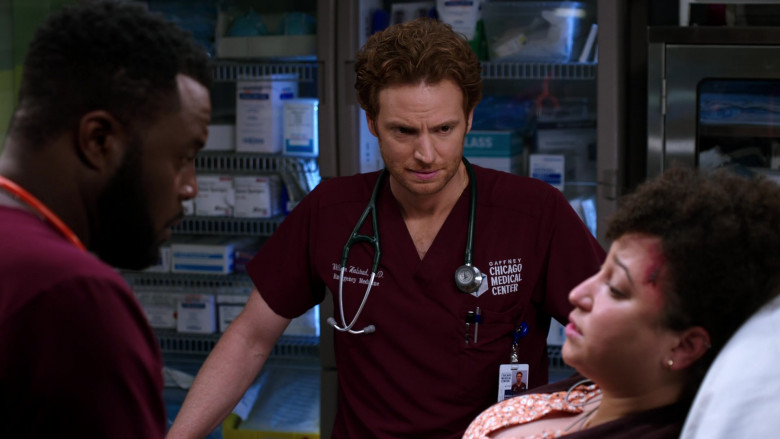 3M Littmann Stethoscopes in Chicago Med S07E03 Be the Change You Want to See (3)