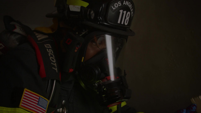 3M Scott Fire & Safety Self Contained Breathing Apparatus in 9-1-1 S05E05 Peer Pressure (3)