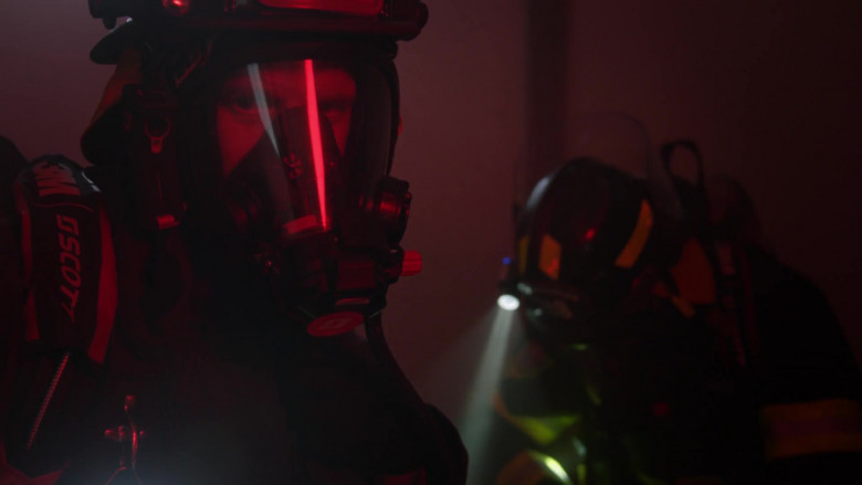 3M Scott Fire & Safety Self Contained Breathing Apparatus in 9-1-1 S05E05 Peer Pressure (4)
