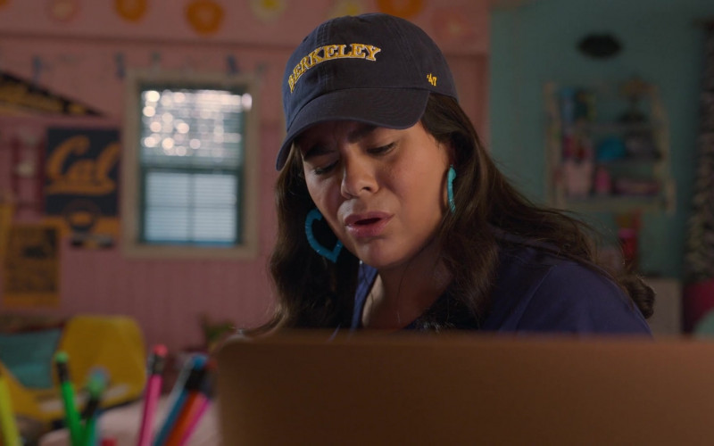 ’47 Brand Berkeley Cap of Jessica Marie Garcia as Jasmine in On My Block S04E09 Chapter Thirty-Seven (2021)