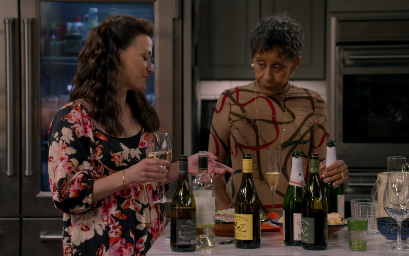 A to Z Wine Bottles in Bob Hearts Abishola S03E03 Dud (2021)