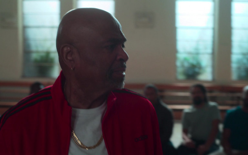Adidas Track Jacket in Swagger S01E01 NBA (2021)
