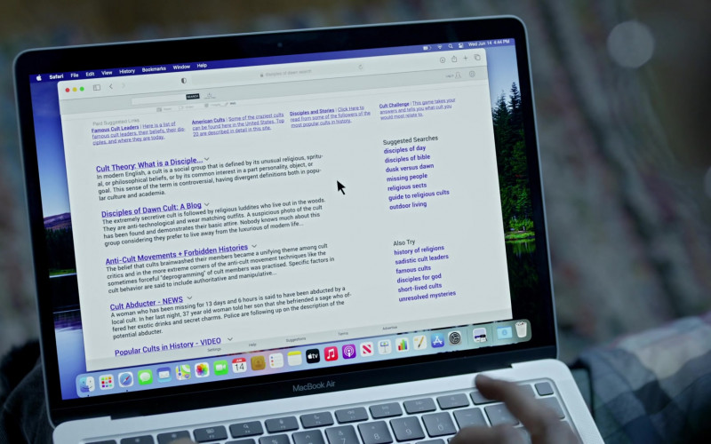 Apple MacBook Air Laptop in The Girl in the Woods S01E01 The Guardian (2021)