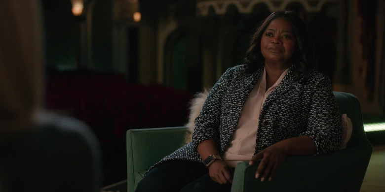 Apple Watch of Octavia Spencer as Poppy Scoville-Parnell in Truth Be Told S02E10 Last Exit…Oakland (2021)