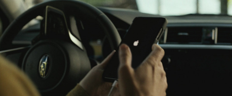 Apple iPhone Smartphone of Rebecca Hall as Beth in The Night House Movie (3)