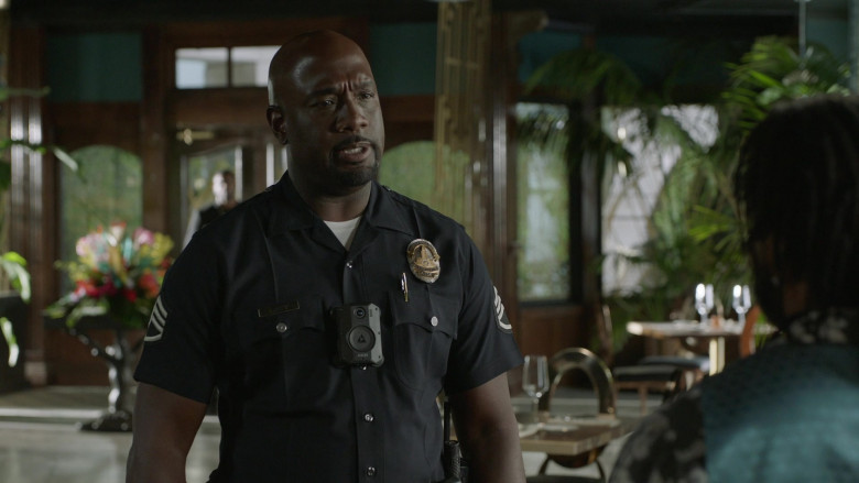 Axon Bodycams (Video Cameras) in The Rookie S04E04 Red Hot (1)