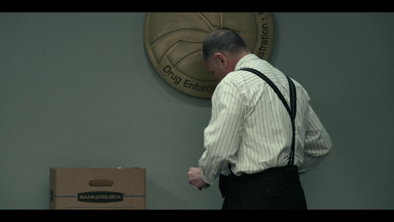 Bankers Box in Dopesick S01E03 The 5th Vital Sign (2021)