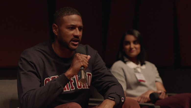 Champion x Stanford University Sweatshirt in Insecure S05E01 Reunited, Okay (2021)