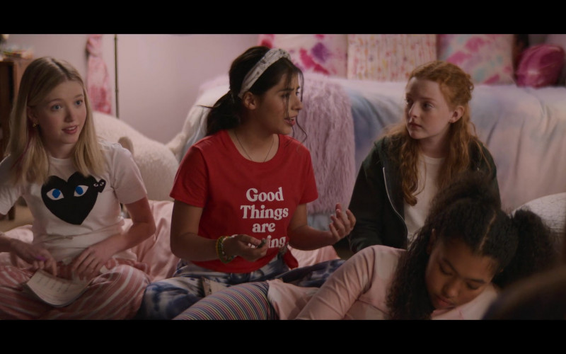 Comme des Garçons T-Shirt of Shay Rudolph as Stacey McGill in The Baby-Sitters Club S02E02 "Claudia and the New Girl" (2021)