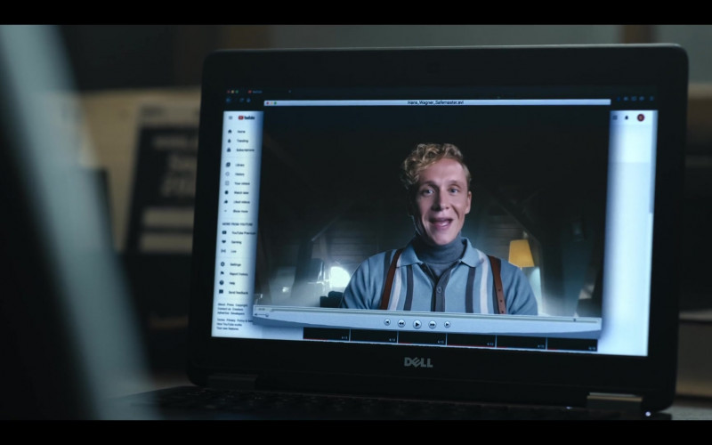 Dell Laptop in Army of Thieves (2021)