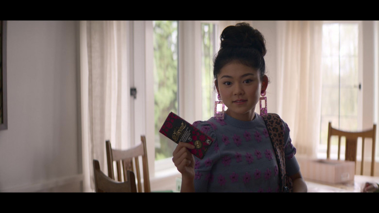 Divine Chocolate Held by Momona Tamada as Claudia Kishi in The Baby-Sitters Club S02E05 Mary Anne and the Great Romance (2021)