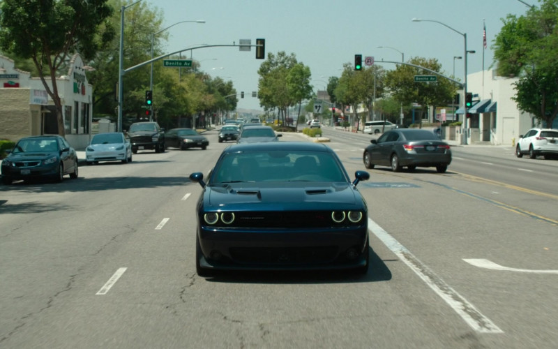 Dodge Challenger Car in Truth Be Told S02E10 Last Exit…Oakland (2021)