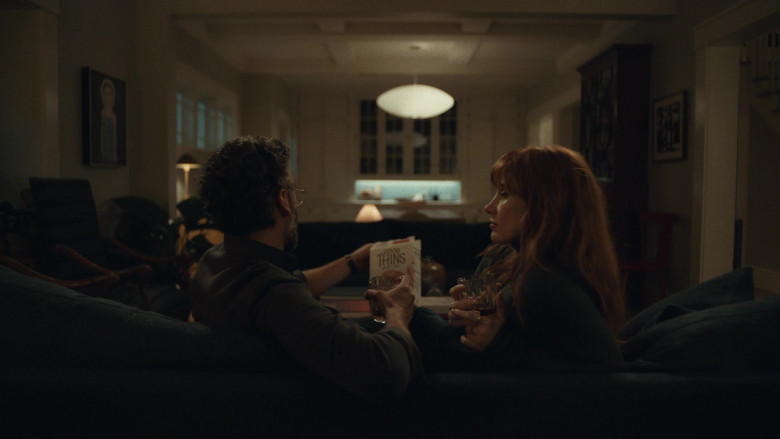 Good Thins Snack Enjoyed by Jessica Chastain as Mira and Oscar Isaac as Jonathan in Scenes From a Marriage S01E05