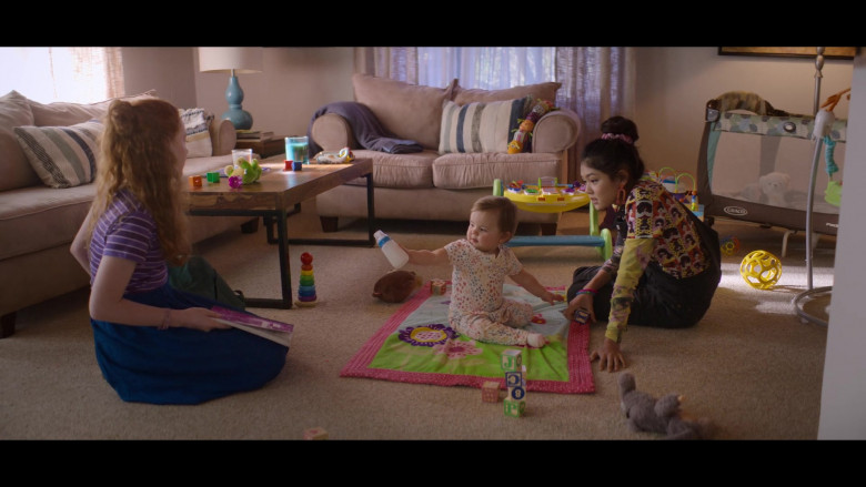 Graco Portable Crib in The Baby-Sitters Club S02E02 Claudia and the New Girl (2021)