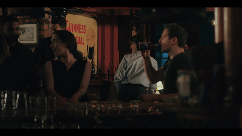 Guinness Beer Poster in Love Life S02E02 Paloma (2021)