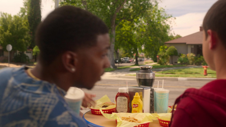 Heinz Ketchup and French’s Yellow Mustard in On My Block S04E07 Chapter Thirty-Five (2021)