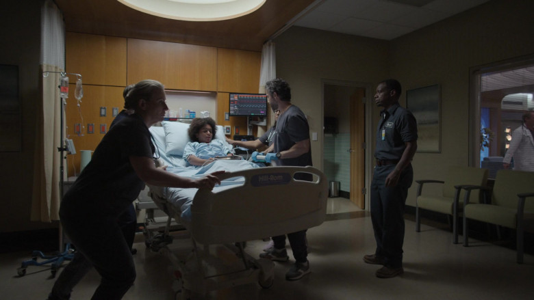 Hill-Rom Hospital Beds in The Good Doctor S05E04 Rationality (2)
