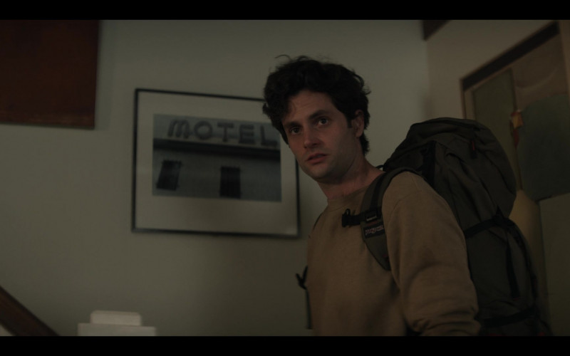 JanSport Backpack of Penn Badgley as Joe Goldberg in You S03E05 Into the Woods (2021)