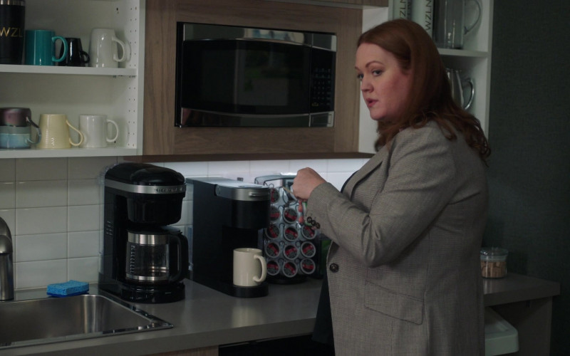 KitchenAid Coffee Maker in A Million Little Things S04E04 Pinocchio (2021)