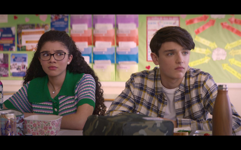 LaCroix Sparkling Water Can of Malia Baker as Mary Anne Spier in The Baby-Sitters Club S02E05 Mary Anne and the Great Romance (2021)