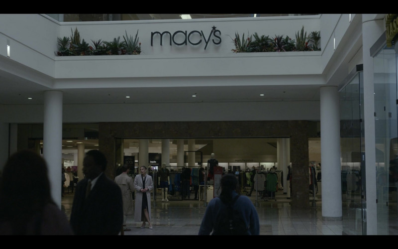 Macy's Store in American Crime Story S03E06 "Man Handled" (2021)