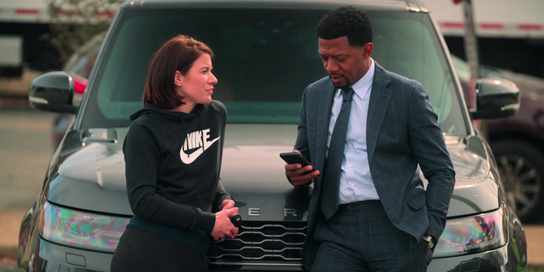 Nike Black Hoodie For Ladies in Swagger S01E02 Haterade (2021)