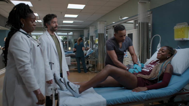 Nike Boots in The Good Doctor S05E02 Piece of Cake (2021)