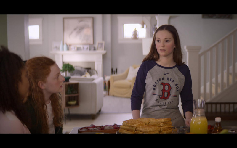 Nike Boston Red Sox Women’s Long Sleeved T-Shirt of Sophie Grace as Kristy Thomas in The Baby-Sitters Club S02E02
