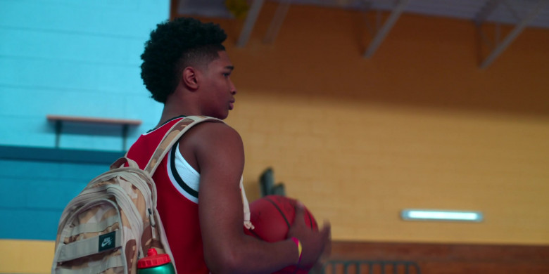 Nike Camo Backpack in Swagger S01E01 NBA (2021)
