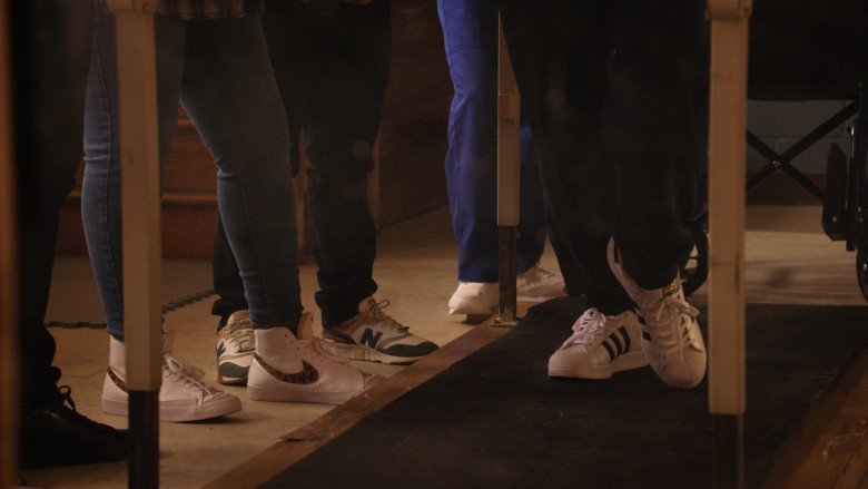 Nike Shoes, New Balance Trainers and Adidas Sneakers in The Last O.G. S04E01 Staying Alive (2021)