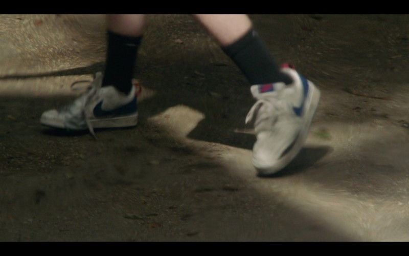 Nike Sneakers in The Premise S01E05 (2021)