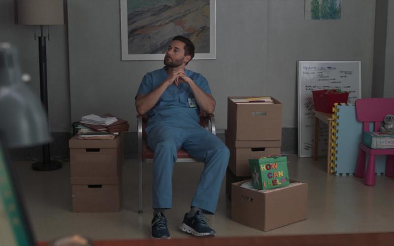 ON Men's Shoes of Ryan Eggold as Dr. Max Goodwin in New Amsterdam S04E04 Seed Money (2021)