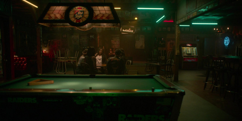 Old Style Beer Pool Table Light in Truth Be Told S02E09 Brick by Brick It Also Falls (2021)