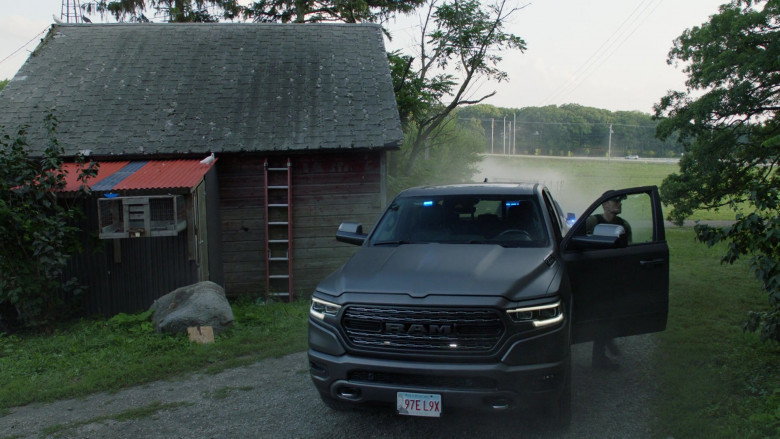 Ram Truck in Chicago P.D. S09E03 The One Next to Me (2021)