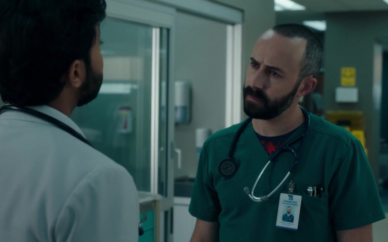 3M Littmann Stethoscope in The Resident S05E08 Old Dogs, New Tricks (2021)