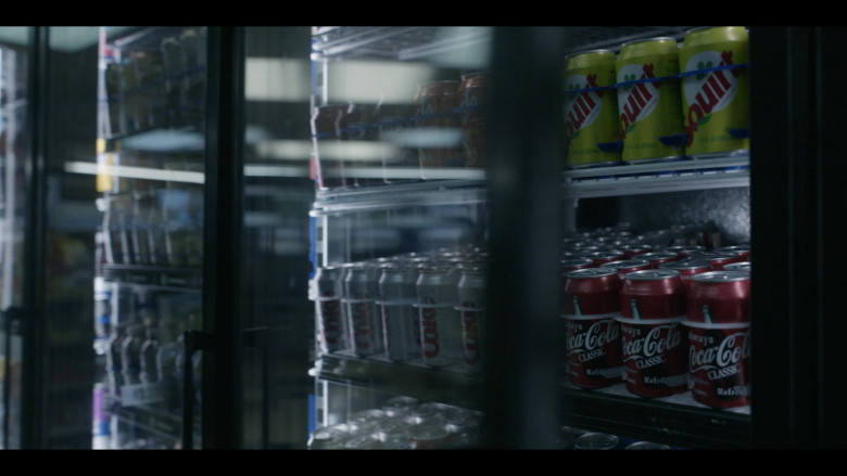 A&W Root Beer, Shasta, Squirt, Diet Coke and Coca-Cola Classic Drinks in American Crime Story S03E10 The Wilderness (2021)